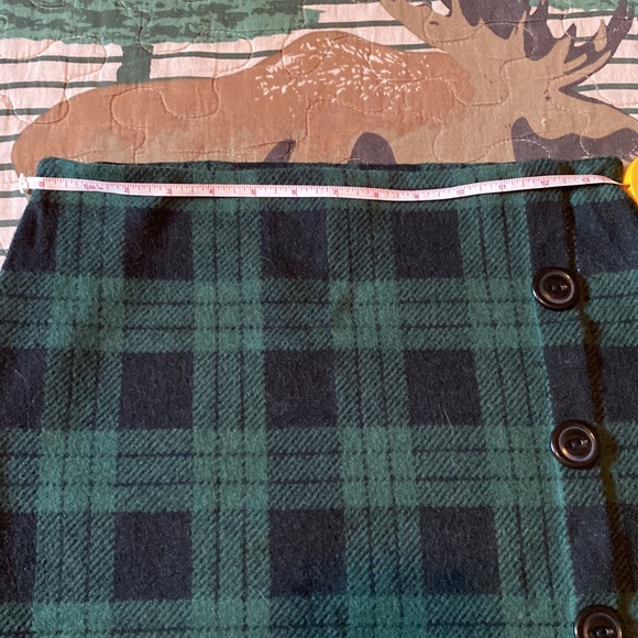 Skirt - Picture 3 of 4